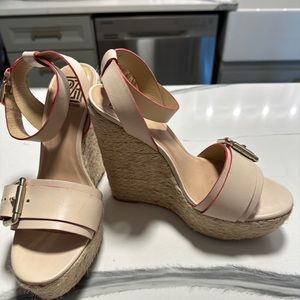 POUR LA VICTIORE Platform wedge shoes